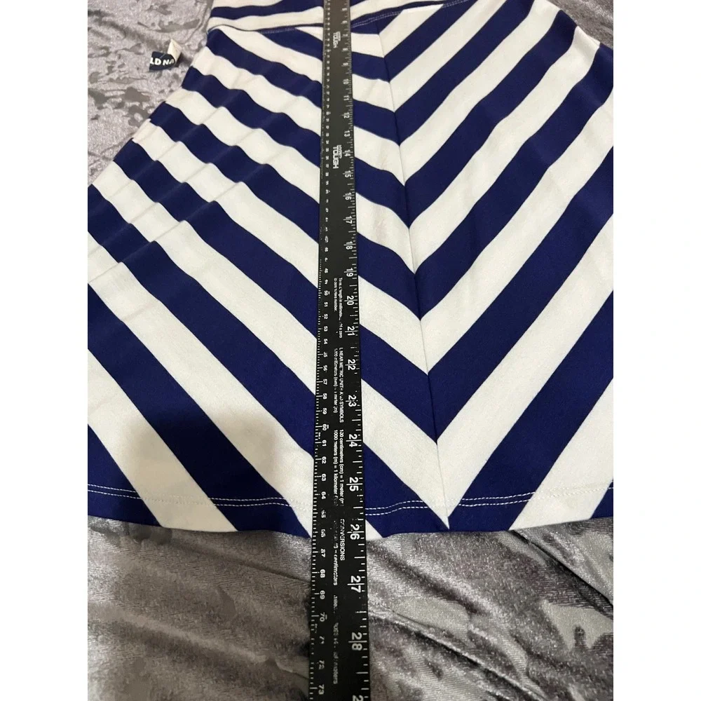 NWT Old Navy Chevron Skirt Navy White Striped Size Small New Nautical‎